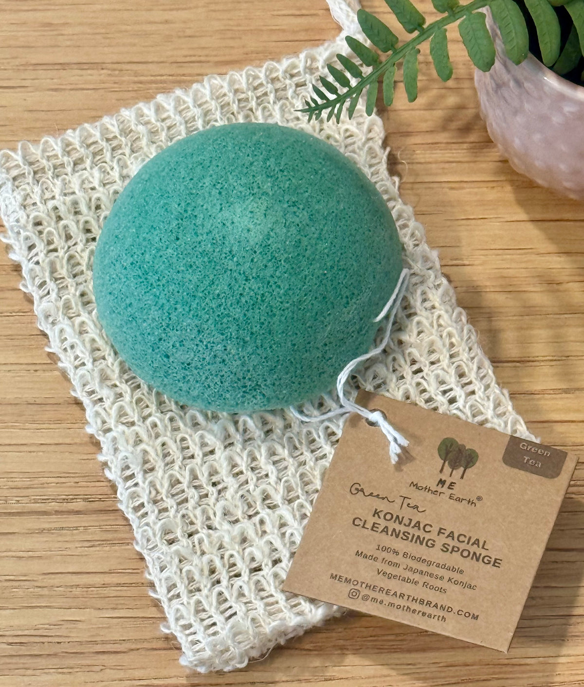 Green Tea Konjac Facial Cleansing Sponge